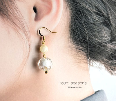 激安アクセサリ・限定400円ピアス・白と透明のデザインビーズピアス2