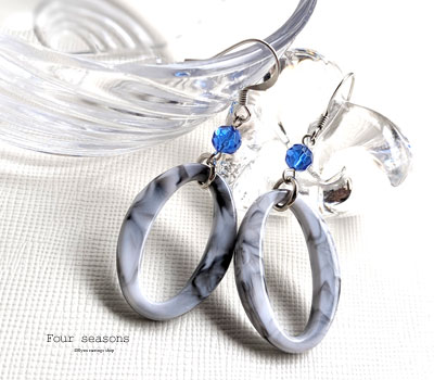 激安アクセサリ・限定400円ピアス・モノトーンのリングピアス1