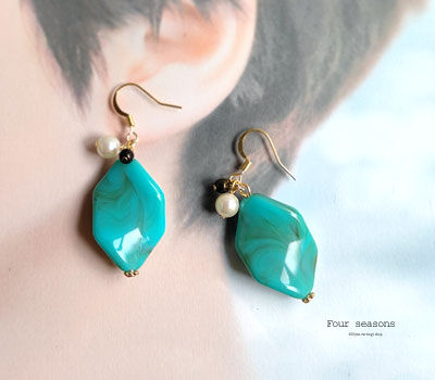 激安アクセサリ・限定400円ピアス・ターコイズブルーのピアス2
